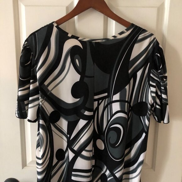 Lane Bryant Womens Geometric Print Short Sleeve Top Size 22/24 - Picture 7 of 7